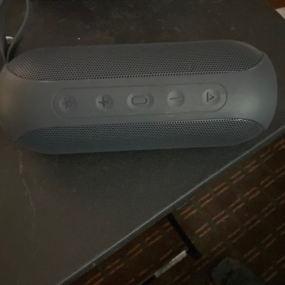 Bluetooth speaker